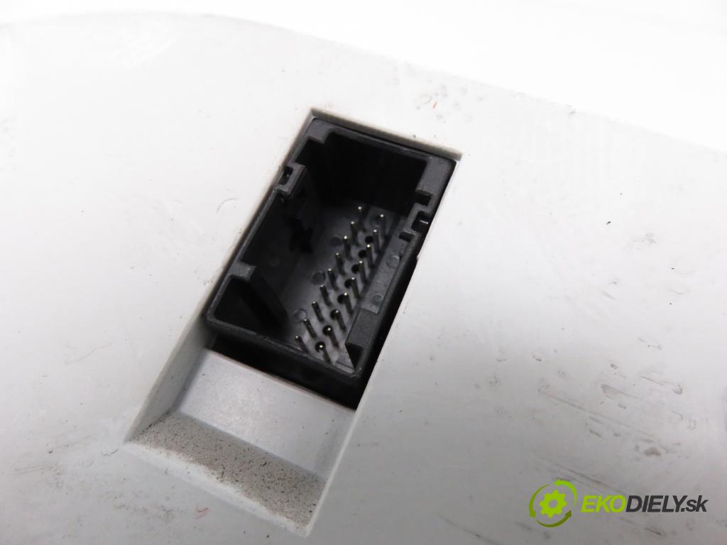 FIAT SIENA (178_) / ALBEA SEDAN 2004 59,00 1.2 - 188 A5.000 1242,00 spinačka / imobilizéra IMMO / Riadiaca jednotka 0261207490 ; 1039S01950 ; 15345181