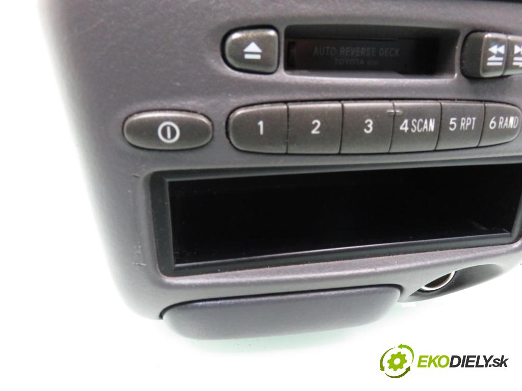 TOYOTA YARIS (_P1_) HB 1999 50,00 1.0 VVT- i 68 - 1SZ-FE 998,00 RADIO Modul 8612052012 ; 861100D020B1