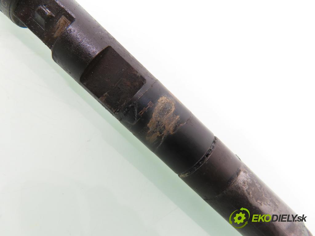 RENAULT KANGOO (KC0/1_) KOMBIVAN 2006 60,00 1.5 dCi 80 - K9K 702 1461,00 vstrekovač EJBR04001D ; 8200567290 ; 8200049873 (Vstrekovač paliva)