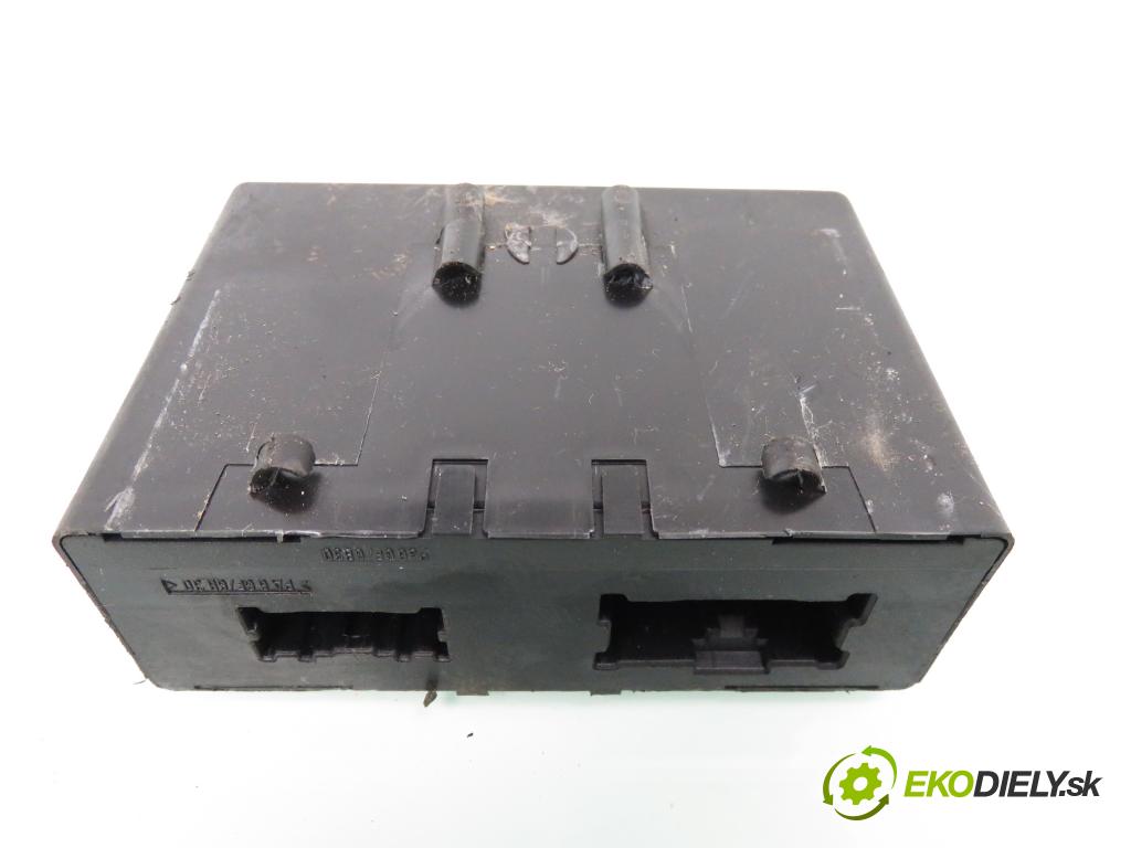NISSAN PRIMERA (P11) LIFTBACK 1996 73,00 1.6 16V - GA16DE 1597,00 spinačka / imobilizéra IMMO / Riadiaca jednotka 237103J300 ; 284502F901