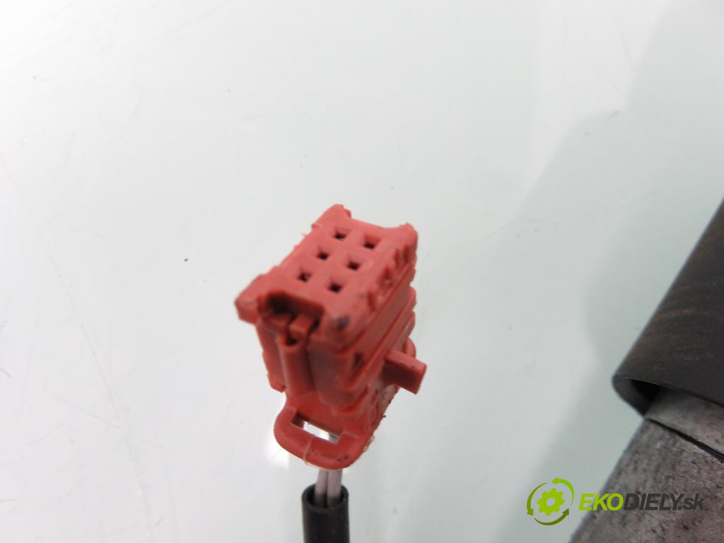 PEUGEOT 206 liftback (2A/C) HB 2002 55,00 1.4 75 - KFW 1360,00 spinačka / imobilizéra IMMO / Riadiaca jednotka 9644236480 ; 9646777380 ; 9641551180