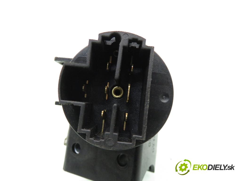 FIAT PANDA (169_) HB 2004 40,00 1.1 54 - 187 A1.000 1108,00 spinačka / imobilizéra IMMO / Riadiaca jednotka 55196259 ; IAW4AFSM ; S118578010C