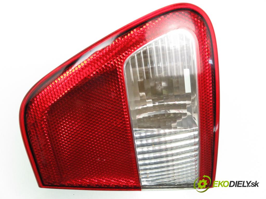 SEAT CORDOBA (6K2) SEDAN 2000 81,00 1.9 TDI - ASV 1896,00 světlo pravé zadní kufr 6K5945092F