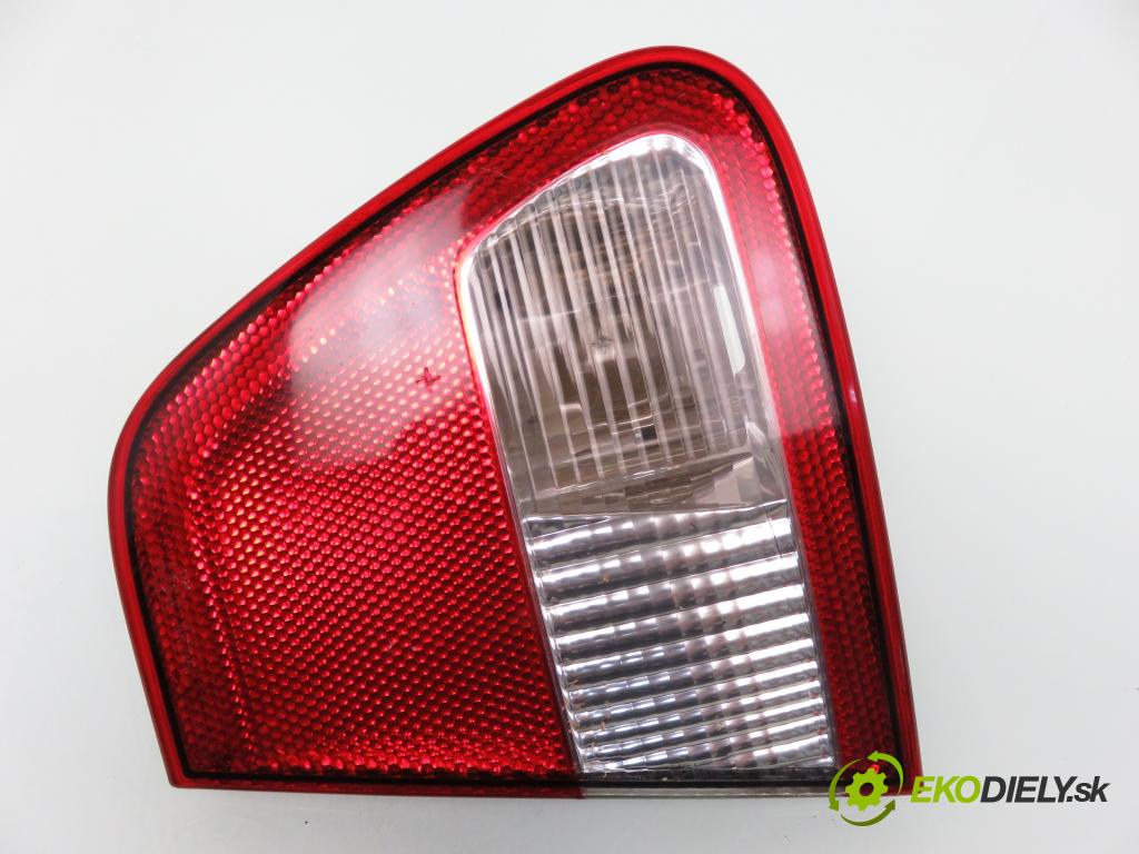 SEAT CORDOBA (6K2) SEDAN 2000 81,00 1.9 TDI - ASV 1896,00 světlo pravé zadní kufr 6K5945092F