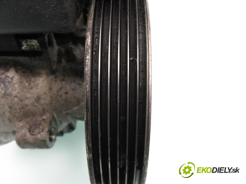 PEUGEOT 206 liftback (2A/C) HB 2002 55,00 1.4 75 - KFW 1360,00 pumpa servočerpadlo 9636868880 (Servočerpadlo)