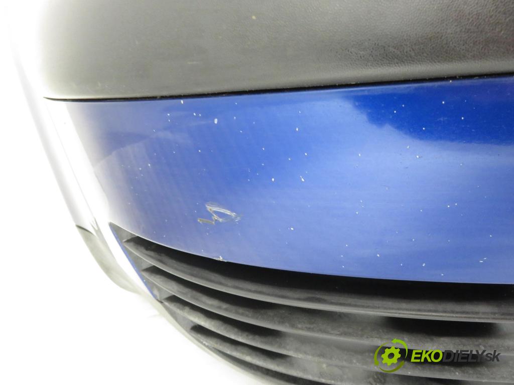 VW PASSAT B5.5 (3B3) SEDAN 2000 74,00 1.9 TDI PD 101 - AVB 1896,00 nárazník přední část 3B0807217K