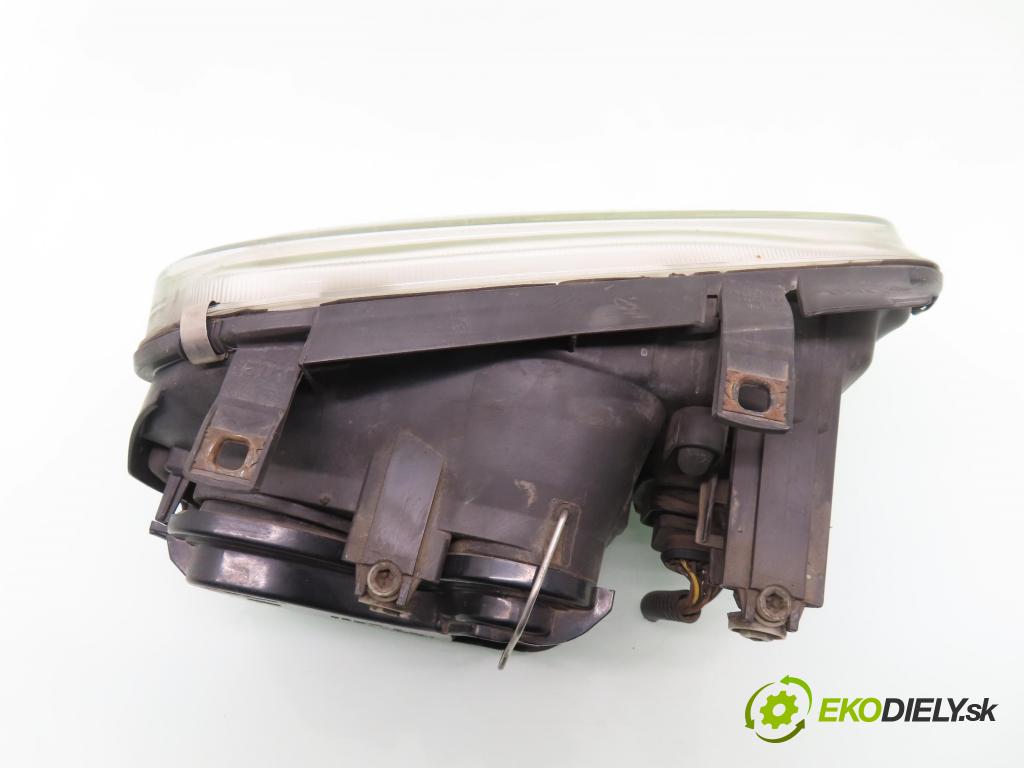VW GOLF IV (1J1) HB 2003 81,00 1.6 FSI - BAD 1598,00 Svetlo LP