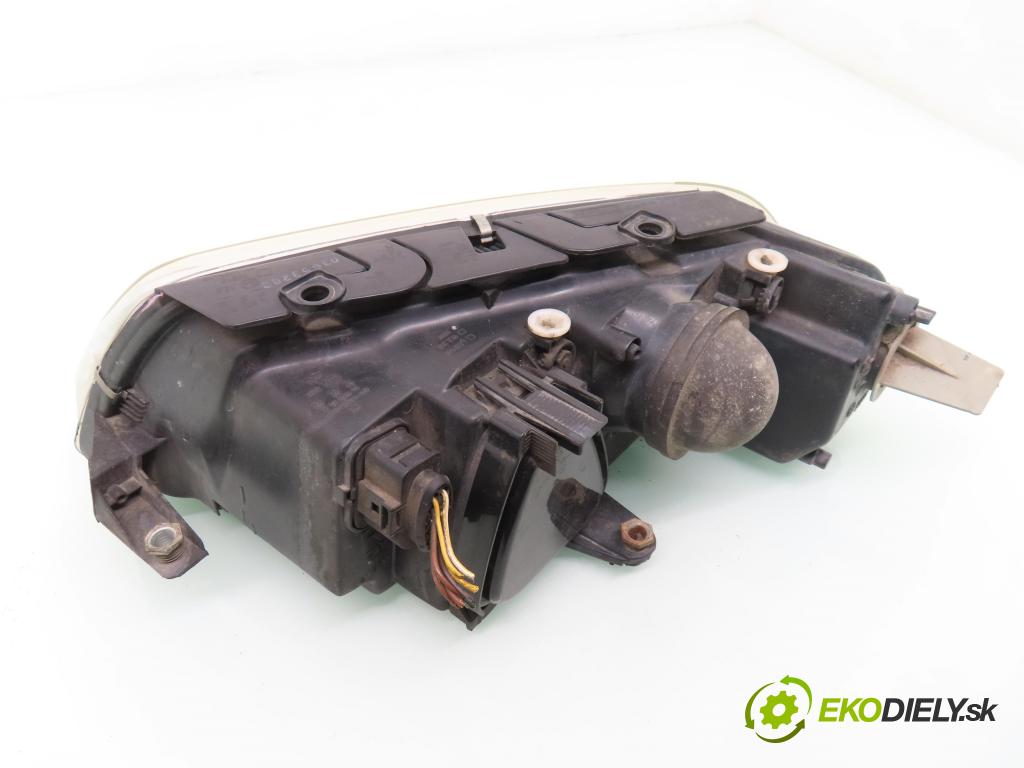VW PASSAT B5.5 (3B3) SEDAN 2000 74,00 1.9 TDI PD 101 - AVB 1896,00 Svetlo PP