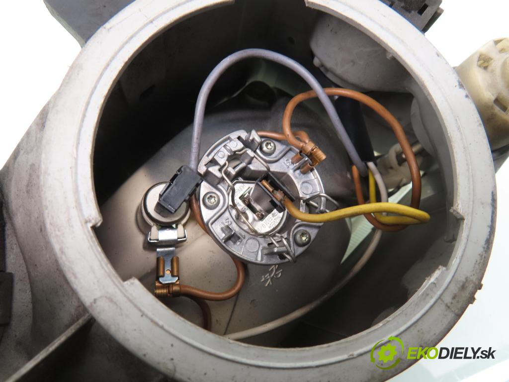 SAAB 900 II LIFTBACK 1995 136,00 2.0 -16 Turbo 185 - B204L 1985,00 Svetlo LP 13938900