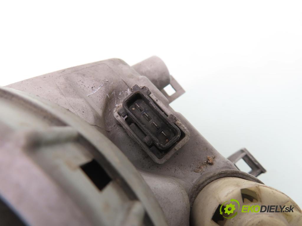 SAAB 900 II LIFTBACK 1995 136,00 2.0 -16 Turbo 185 - B204L 1985,00 Svetlo LP 13938900