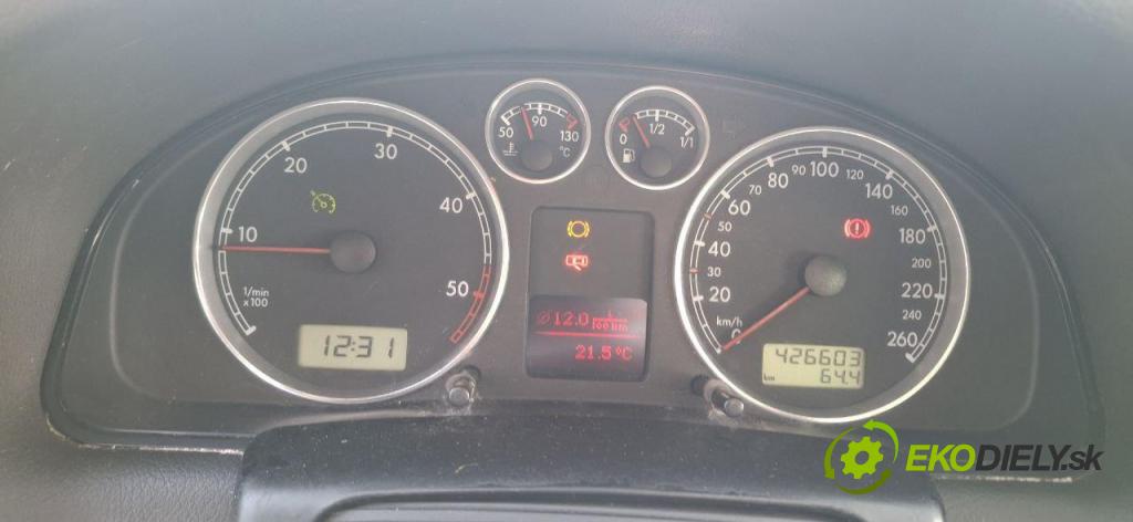 VW PASSAT B5.5 Variant (3B6) KOMBI 2003 74,00 1.9 TDI PD 101 - AVB 1896,00 prístrojovka elektrický 3B0920827A