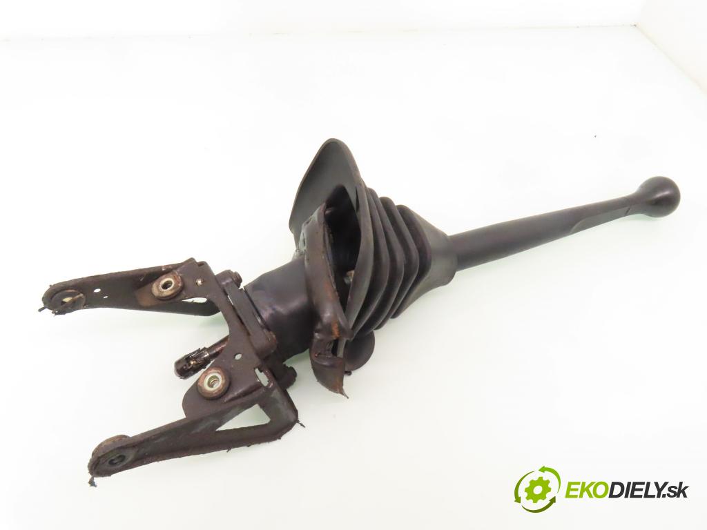 FORD TRANSIT Furgon (FA_ _) FURGON 2000 55,00 2.0 DI (FAE_, FAF_, FAG_) - D3FA 1998,00 ZVEDÁK: 