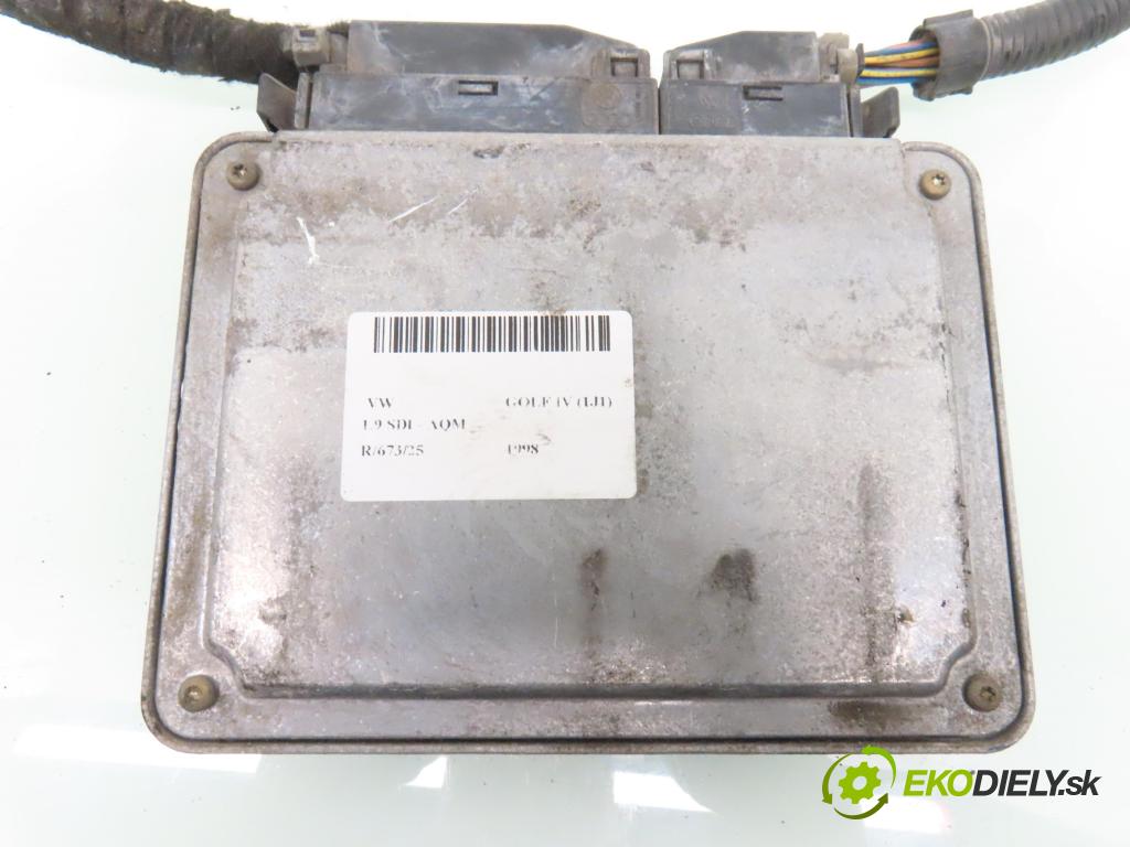 VW GOLF IV (1J1) HB 1998 50,00 1.9 SDI 68 - AQM 1896,00 Riadiaca jednotka Motor 038906013 ; 0281001759