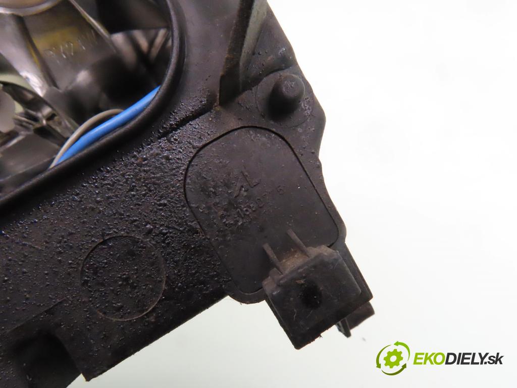 FIAT PANDA (169_) HB 2004 40,00 1.1 54 - 187 A1.000 1108,00 Svetlo PP 41680775 ; 41680748DX