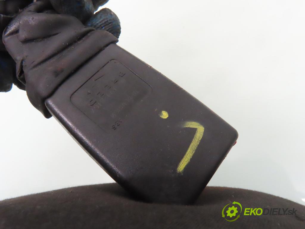 ALFA ROMEO 159 Sportwagon (939_) SEDAN 2006 110,00 1.9 JTDM 16V - 939 A2.000 1910,00 zapínače pásů PŘEDNÍ: 184838860