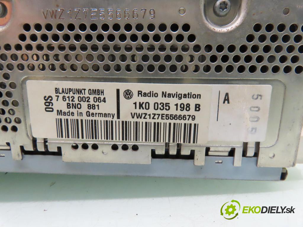VW PASSAT B6 Variant (3C5) KOMBI 2005 103,00 2.0 TDI 16V - BKP 1968,00 RADIO CD 1K0035198B