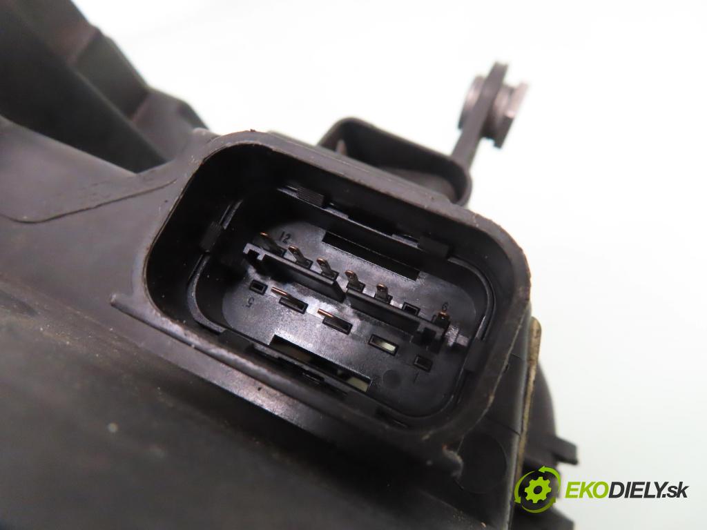 MINI MINI (R56) HB 2009 55,00 One - N12 B14 A 1397,00 Svetlo PP 0301225304