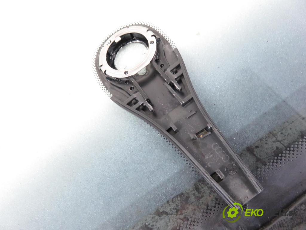 AUDI A6 (4F2, C6) SEDAN 2004 155,00 3.0 TDI quattro - BNG 2967,00 okno PŘEDNÍ 4E0955559A