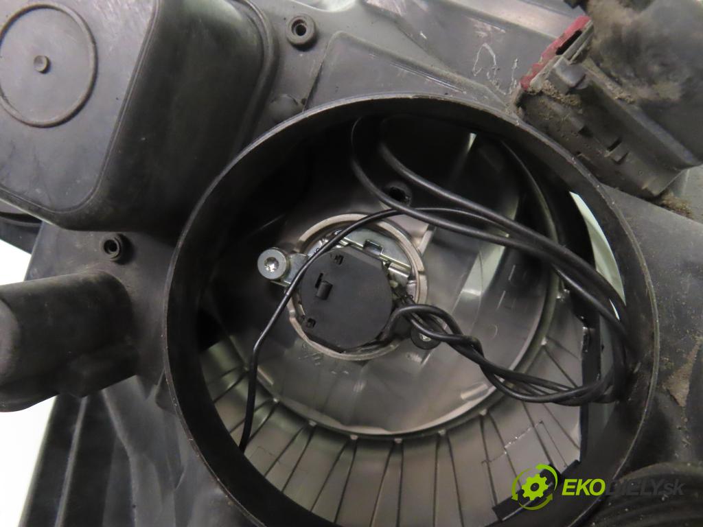 OPEL ASTRA H Kombi (A04) KOMBI 2006 74,00 1.9 CDTI - Z 19 DTL 1910,00 Svetlo LP 93178635 ; 1EG27037021