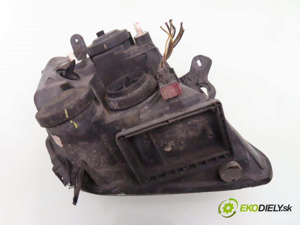 OPEL MERIVA A nadwozie wielkoprzestrzenne (MPV) (X03) MINIVAN 2006 66,00 1.4 16V Twinport - Z 14 XEP 1364,00 Svetlo LP 93321052
