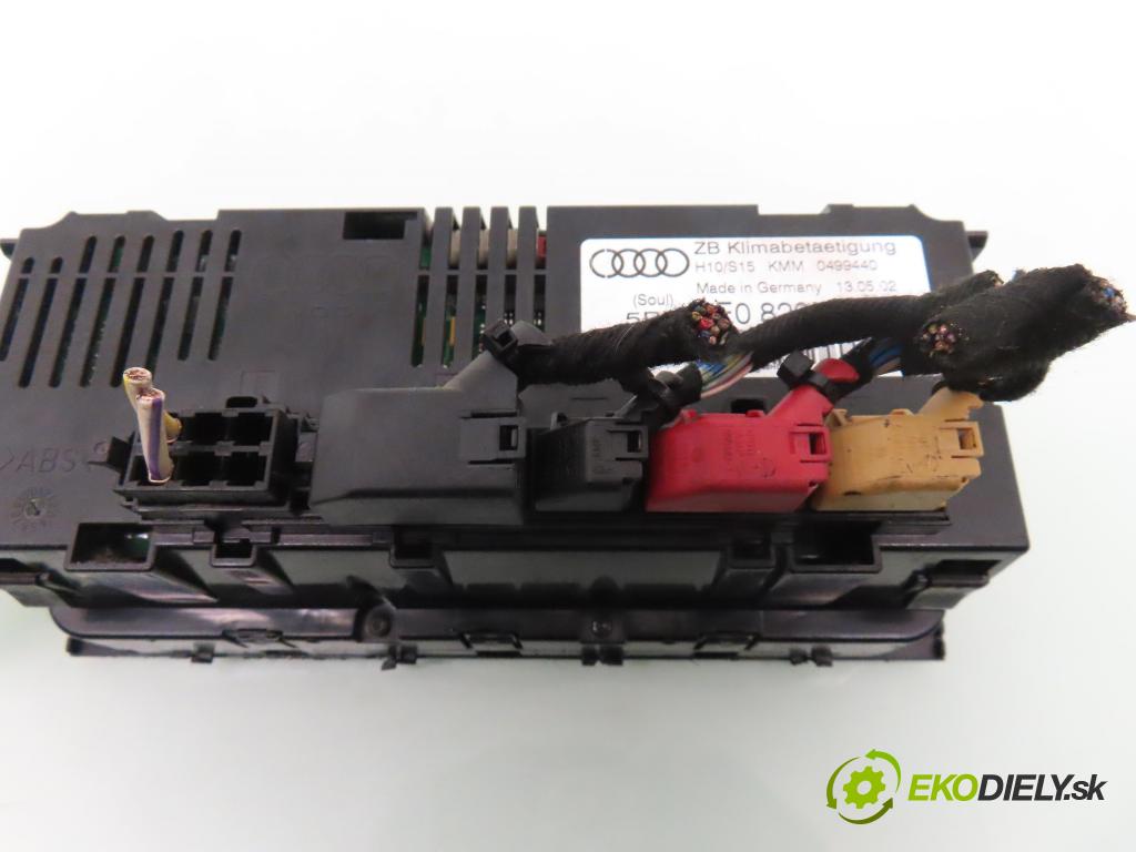 AUDI A4 (8E2, B6) SEDAN 2001 96,00 2.0 20V 130 - ALT 1984,00 Panel topení KLIMATRONIK 8E0820043H