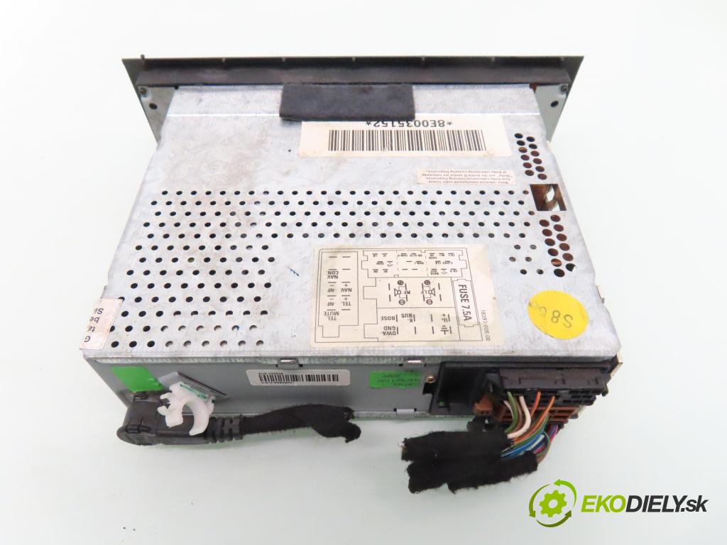 AUDI A4 (8E2, B6) SEDAN 2001 96,00 2.0 20V 130 - ALT 1984,00 RADIO modul 8E0035152