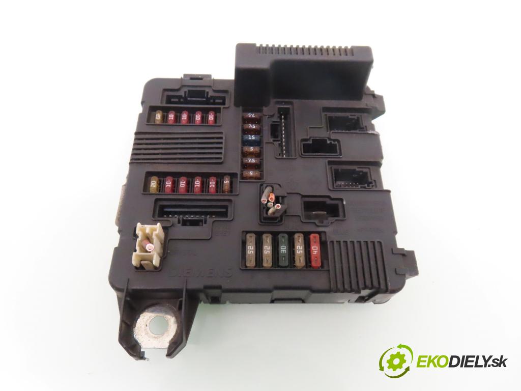 RENAULT SCENIC II (JM0/1_) MINIVAN 2003 60,00 1.5 dCi (JM0F) - K9K 722 1461,00 MODUL BSI 8200306032A ; S118399200D