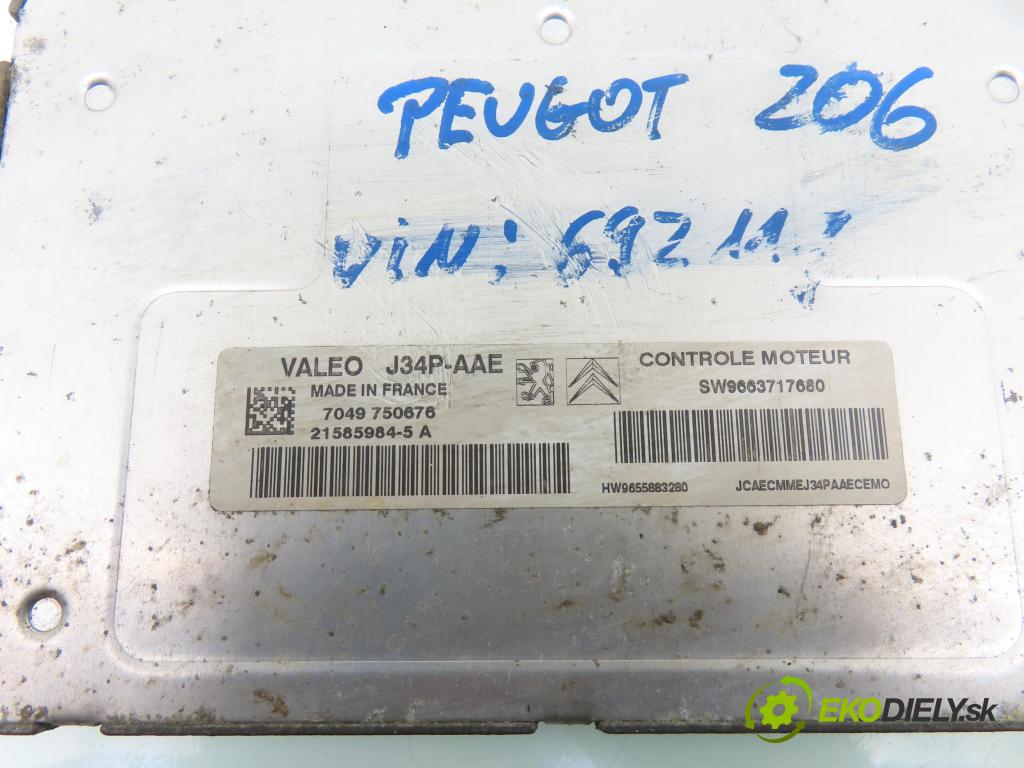 PEUGEOT 206 liftback (2A/C) HB 2002 55,00 1.4 75 - KFW 1360,00 řídící jednotka motora SW9663717680 ; J34PAAE