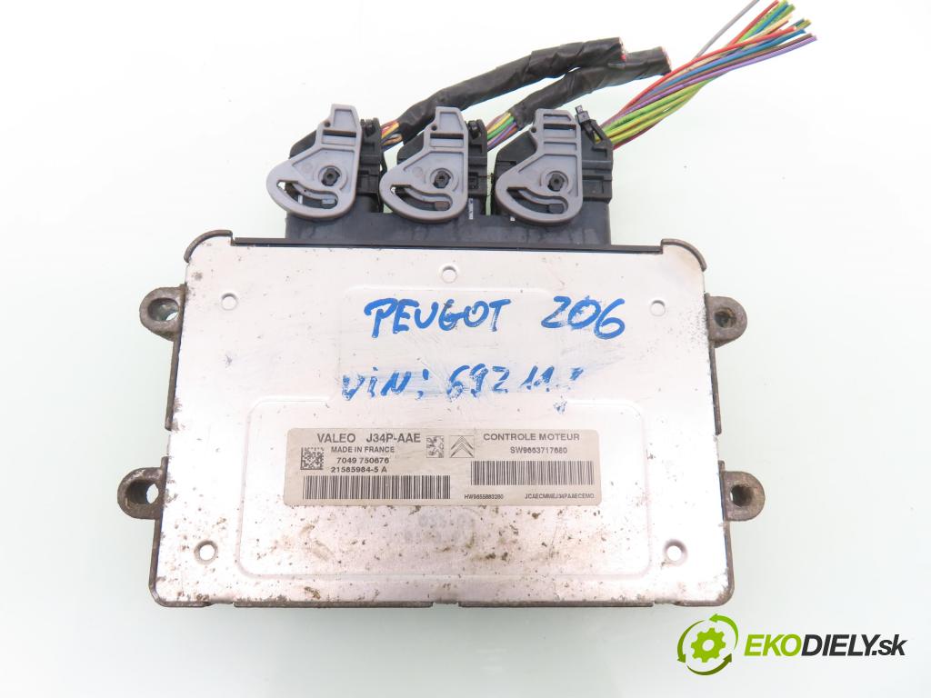 PEUGEOT 206 liftback (2A/C) HB 2002 55,00 1.4 75 - KFW 1360,00 řídící jednotka motora SW9663717680 ; J34PAAE