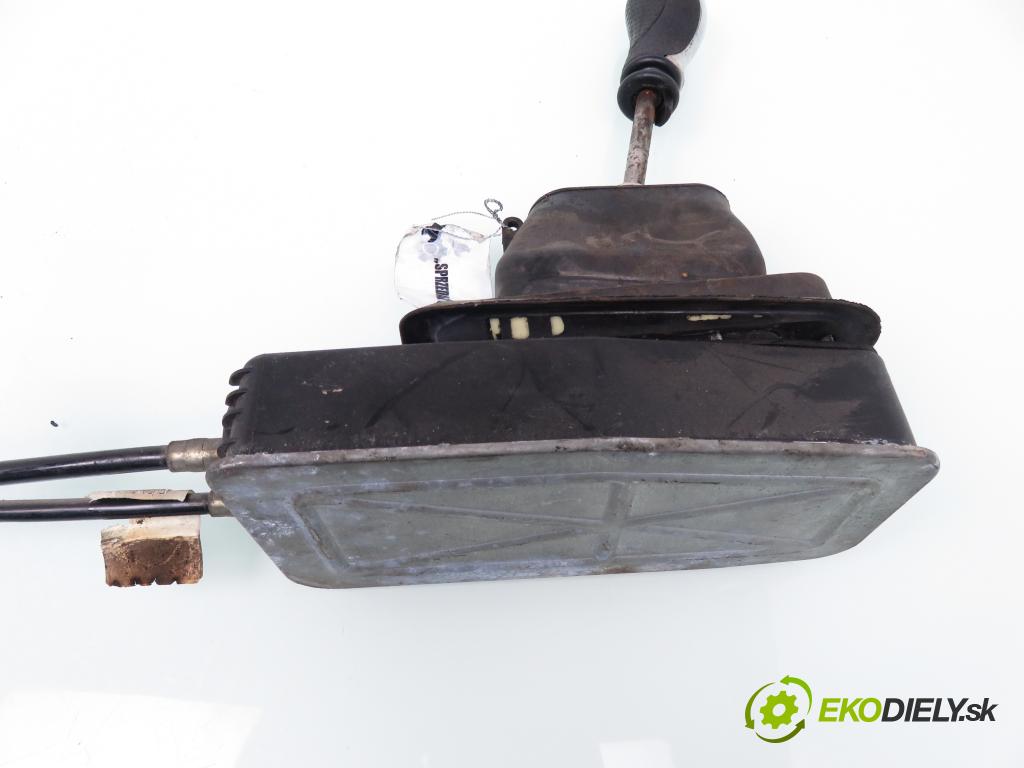 CITROEN C5 I Break (DE_) KOMBI 2001 85,00 1.8 16V (DE6FZB, DE6FZE) - 6FZ (EW7J4) 1749,00 ZVEDÁK: