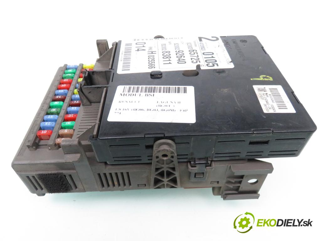 RENAULT LAGUNA II (BG0/1_) LIFTBACK 2003 88,00 1.8 16V (BG06, BG0J, BG0M) - F4P 774 1783,00 MODUL UCH-2 8200292640