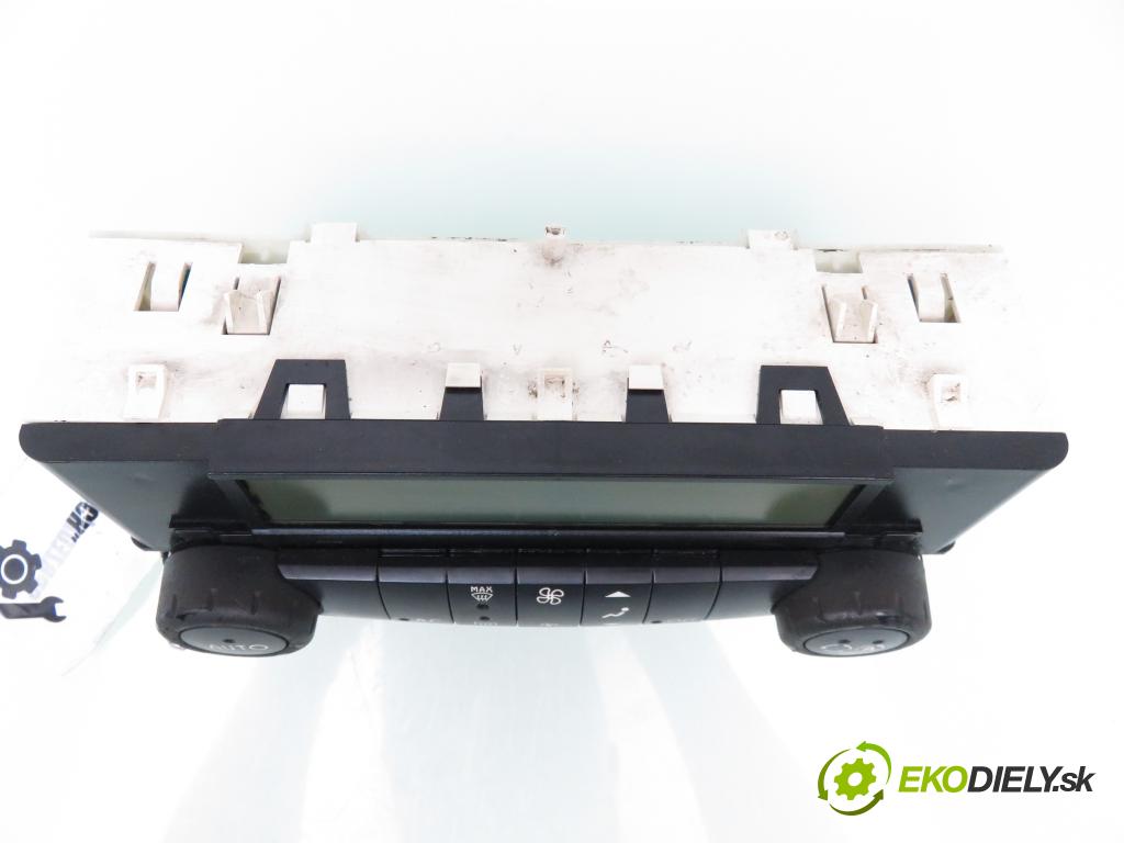 RENAULT LAGUNA II (BG0/1_) LIFTBACK 2003 88,00 1.8 16V (BG06, BG0J, BG0M) - F4P 774 1783,00 Panel topení KLIMATRONIK 8200264424