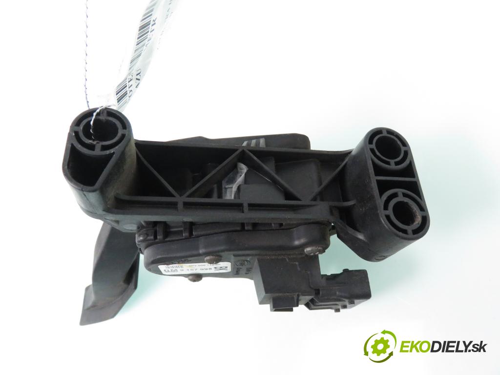 OPEL ASTRA H (A04) HB 2005 74,00 1.7 CDTI 100 - Z 17 DTH 1686,00 Potenciometer plynu 9157998BK ; 6PV00811200 (Potenciometer plynového pedálu)