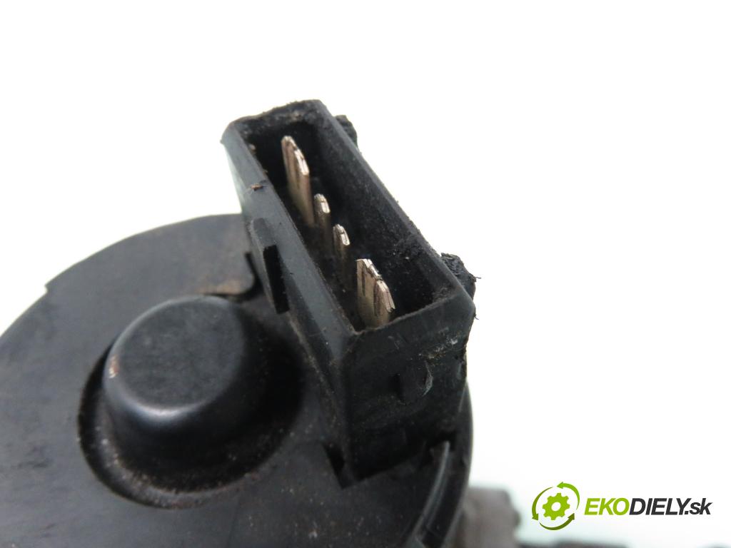 VW GOLF III (1H1) HB 1993 66,00 1.8 - ABS 1781,00 Pumpa ABS 10044707453 (Pumpa ABS)