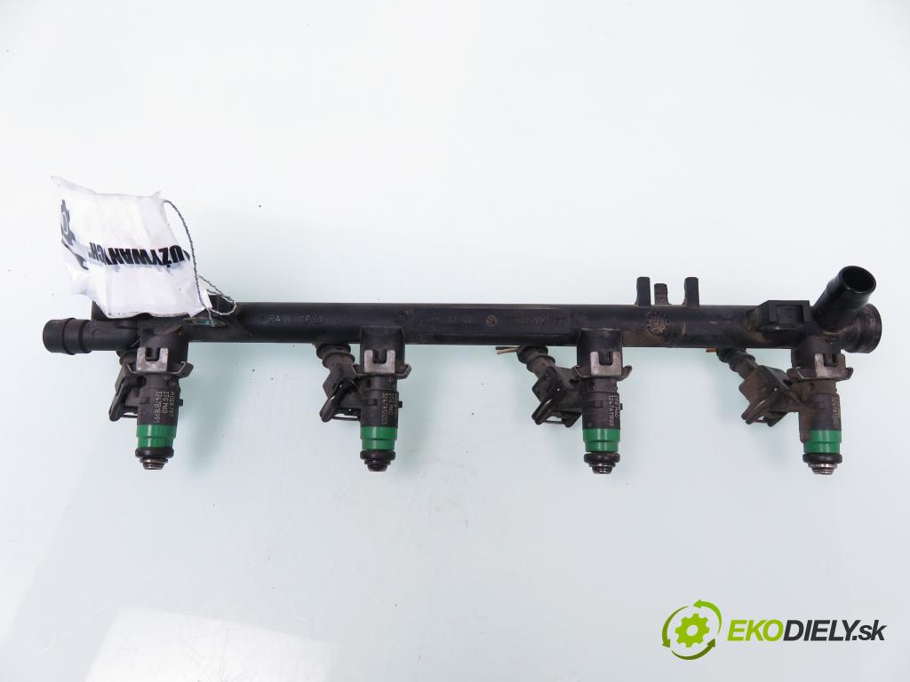 RENAULT LAGUNA II (BG0/1_) LIFTBACK 2003 88,00 1.8 16V (BG06, BG0J, BG0M) - F4P 774 1783,00 Lišta vstrekovacia 7700107405 ; 7700112777 ; H028797 (Vstrekovacia lišta)