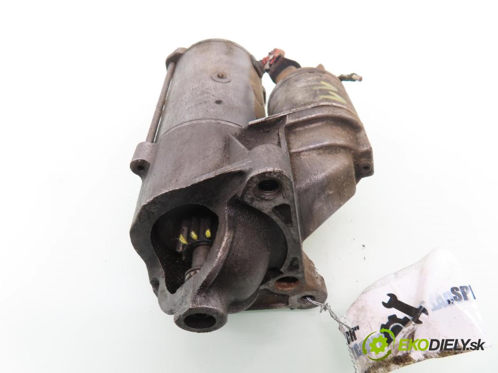 OPEL VIVARO A Skrzynia (X83) FURGON 2003 74,00 1.9 DTI 101 - F9Q 760 1870,00 Štartér (Štartér)