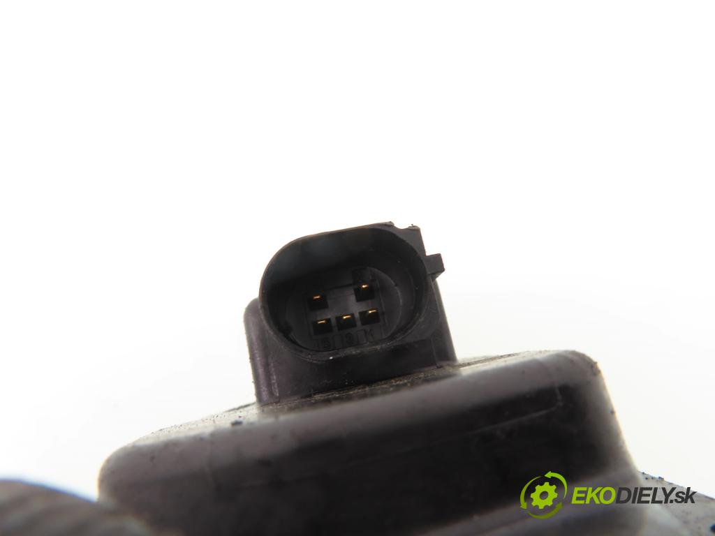 VW PASSAT B6 (3C2) SEDAN 2006 125,00 2.0 TDI - BMR 1968,00 VENTIL EGR 03G131501