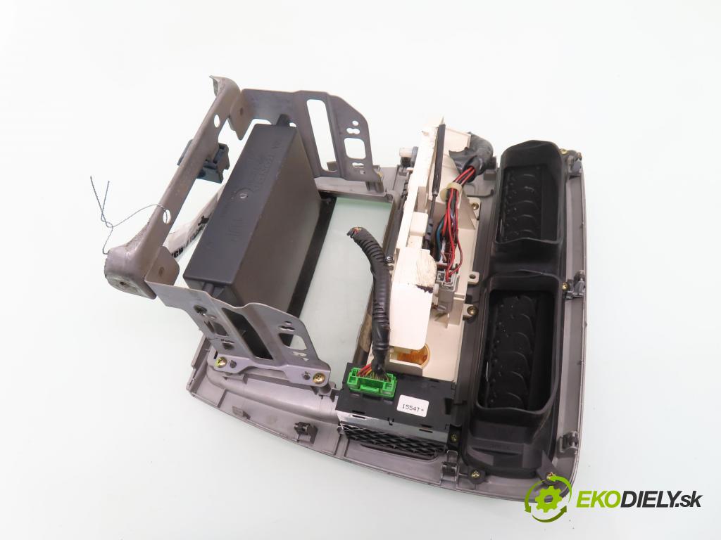 HONDA CIVIC VII Hatchback (EU, EP, EV) HB 2004 66,00 1.4 iS (EP1) - D14Z5 1396,00 Panel kúrenia KLIMATIZACE: 79500S6DG022M1