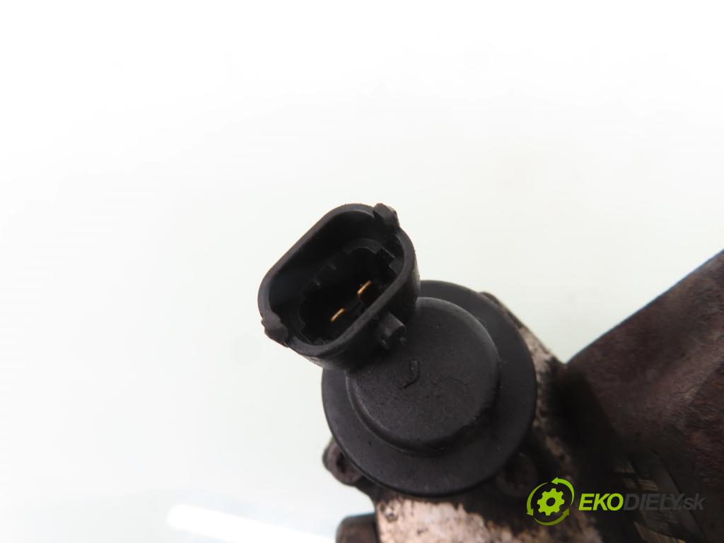 OPEL VIVARO A Skrzynia (X83) FURGON 2003 74,00 1.9 DTI 101 - F9Q 760 1870,00 pumpa vysokého TLAK: 0445010075 ; 8200456693