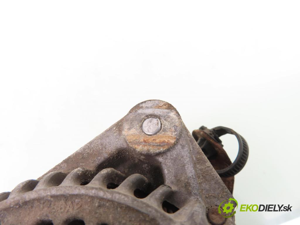 TOYOTA YARIS (_P1_) HB 2000 63,00 1.3 VVTi 86 - 2NZ-FE 1299,00 Alternátor 2706021030 (Alternátor)