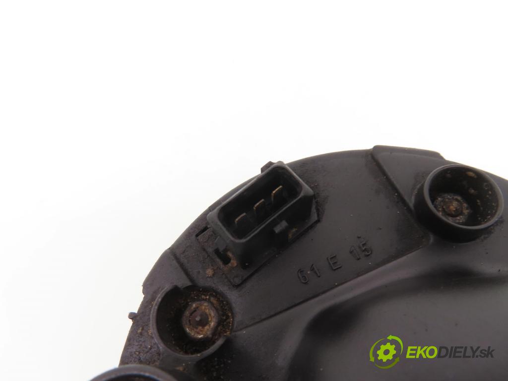 BMW 5 Touring (E39) KOMBI 1998 105,00 525 tds 143 - M51 D25 (256T1) 2497,00 Alternátor  (Alternátor)