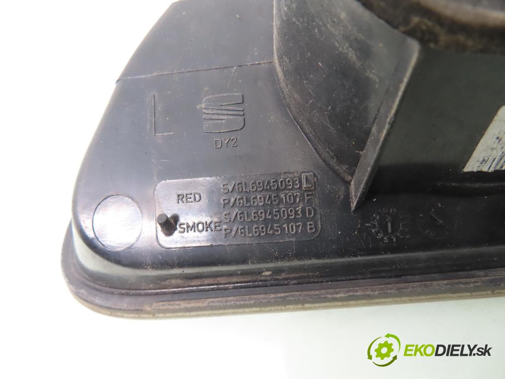 SEAT IBIZA III (6L1) HB 2007 51,00 1.2 12V - BXV 1198,00 světlo levé zadní kufr 6L6945093L ; 6L6945107F