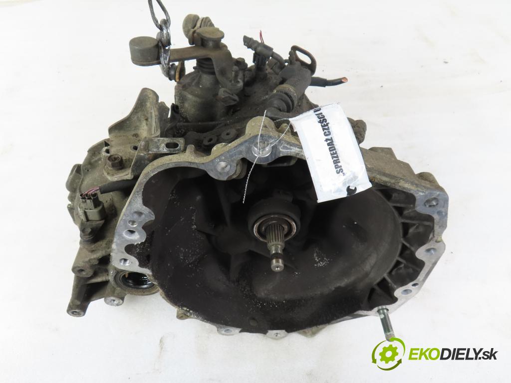 SUZUKI LIANA (ER) KOMBI 2004 0,00 1.6 i (RH416) - M16A 1586,00 převodovka MANUALNA PA2