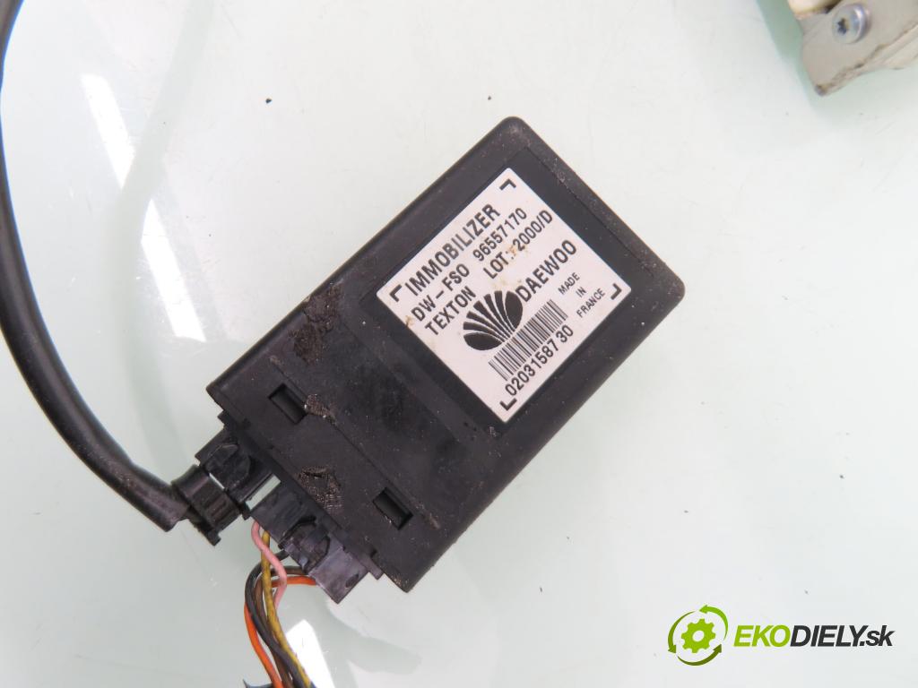 DAEWOO LANOS (KLAT) HB 2002 55,00 1.3 - A14SMS 1349,00 spínačka / imobilizéra IMMO / řídící jednotka 16238981