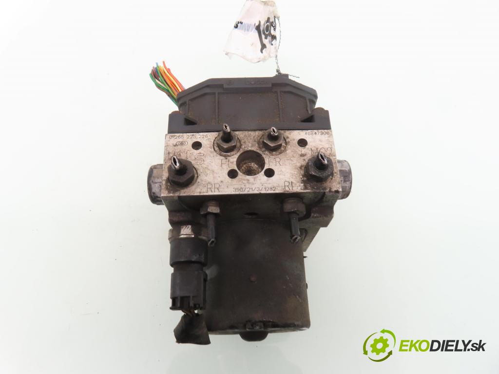 ALFA ROMEO GT (937_) COUPE 2004 110,00 1.9 JTD - 937 A5.000 1910,00 Pumpa ABS 0265950127 (Pumpa ABS)