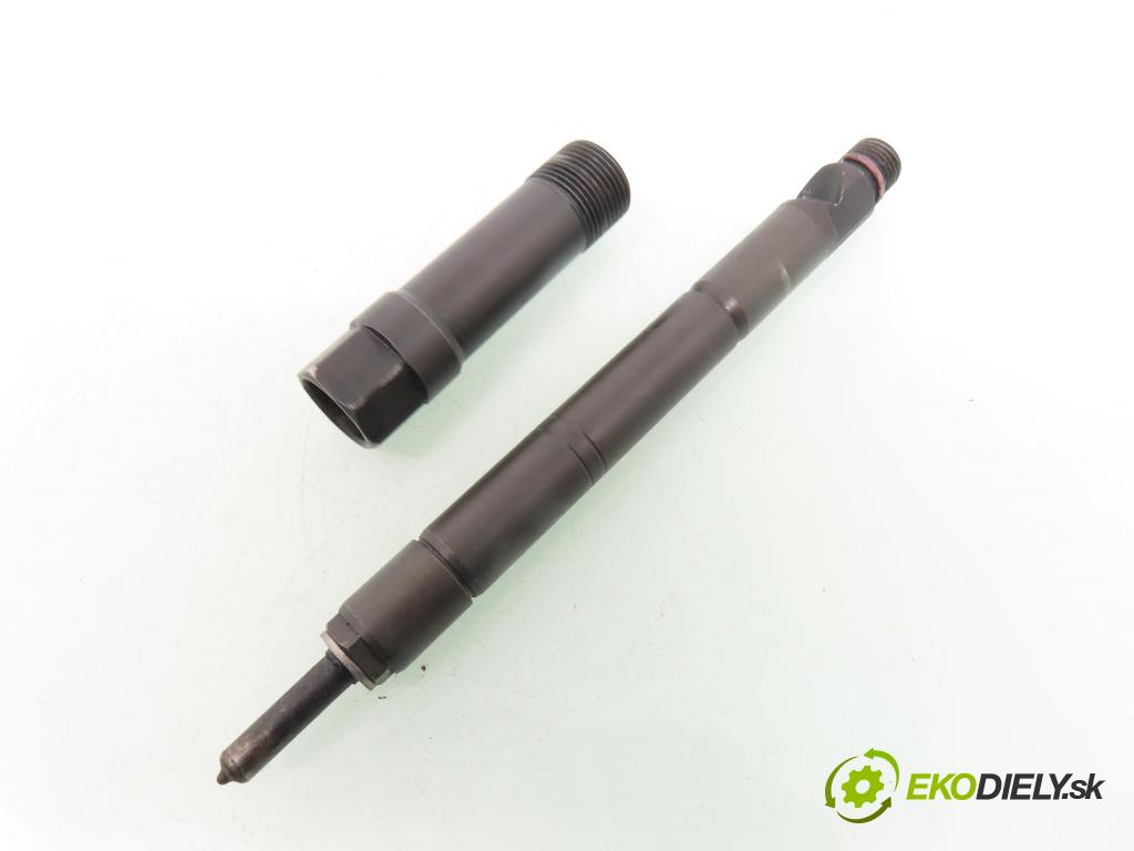 FORD TRANSIT Furgon (FA_ _) FURGON 2002 66,00 2.4 DI (FAA_, FAB_, FAC_, FAD_) - D2FA 2402,00 vstrekovač TJBB02201D (Vstrekovač paliva)