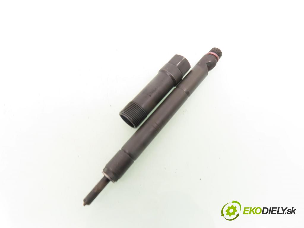 FORD TRANSIT Furgon (FA_ _) FURGON 2002 66,00 2.4 DI (FAA_, FAB_, FAC_, FAD_) - D2FA 2402,00 vstrekovač TJBB02201D (Vstrekovač paliva)