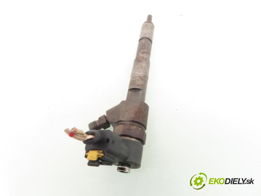 ALFA ROMEO GT (937_) COUPE 2004 110,00 1.9 JTD - 937 A5.000 1910,00 vstrekovač 0445110111 (Vstrekovač paliva)