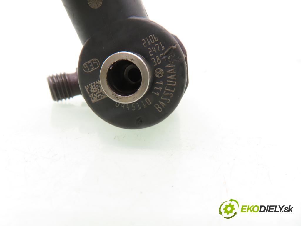 ALFA ROMEO GT (937_) COUPE 2004 110,00 1.9 JTD - 937 A5.000 1910,00 vstrekovač 0445110111 (Vstrekovač paliva)