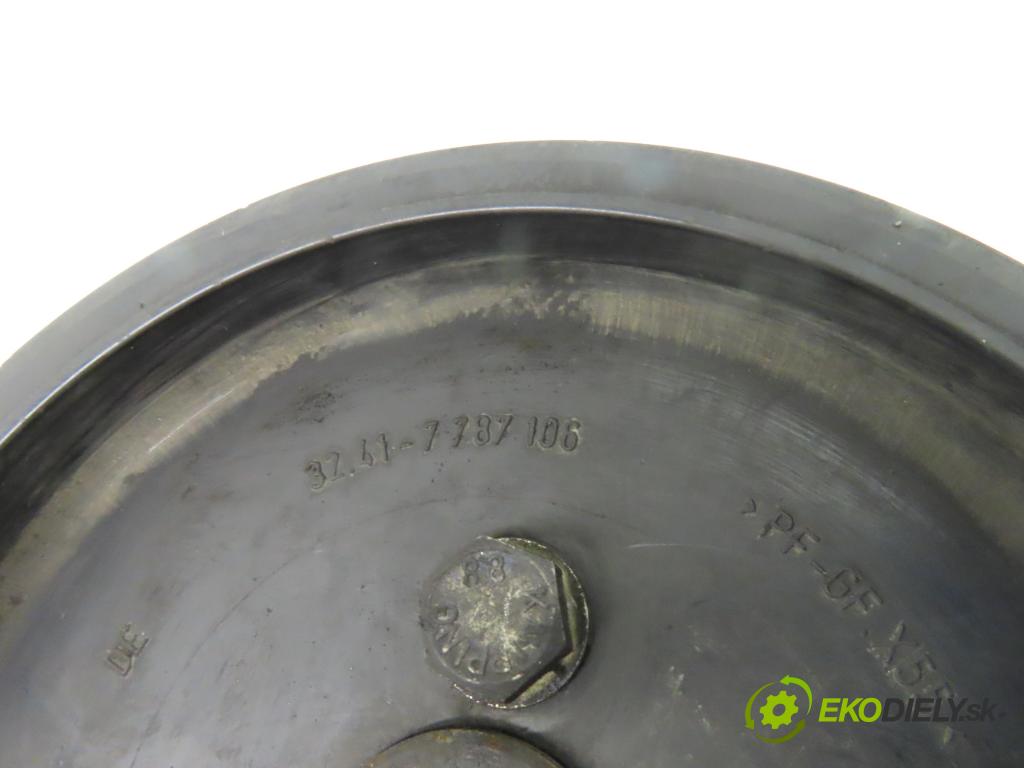 BMW 3 (E46) SEDAN 2002 110,00 320 d 150 - M47 D20 (204D4) 1995,00 pumpa servočerpadlo 6756575 ; 7787106 (Servočerpadlo)